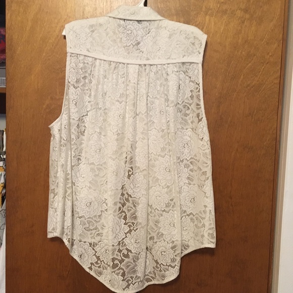 Wildfox white label stretch lace sleeveless blouse with black sequin longhorns - Picture 2 of 6